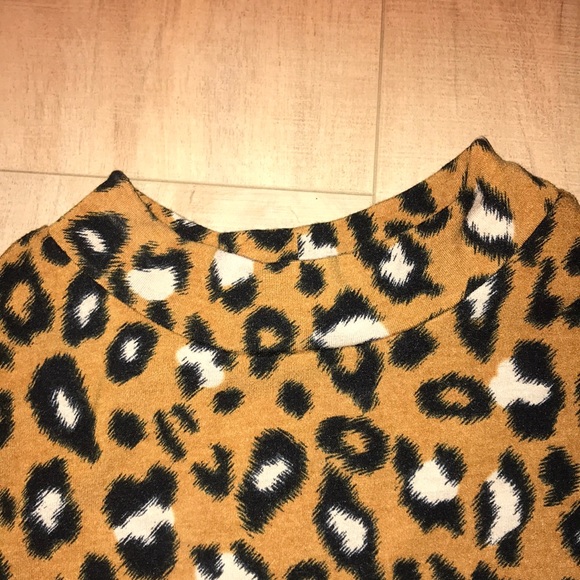 Forever 21 Leopard Print Bodycon Dress - Picture 3 of 4